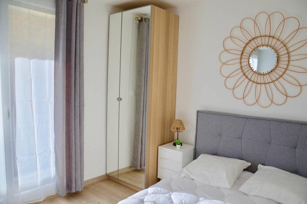 Dolmen Adrien 5 Apartment Tours Exterior photo